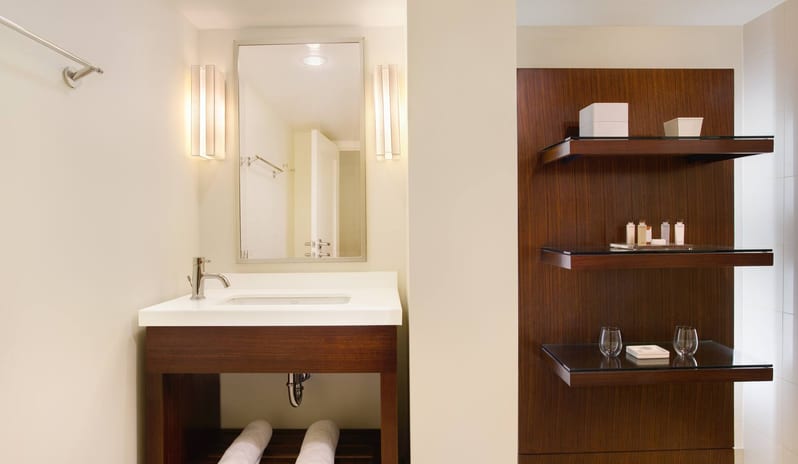 Casa Marina - Two bedroom suite Washroom